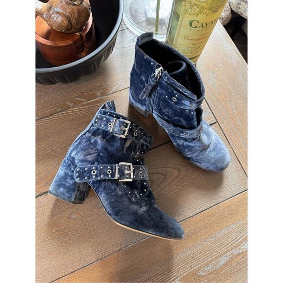 REBECCA MINKOFF Women's Moon Crushed Velvet Logan Booties Size 7.5 - Picture 1 of 9